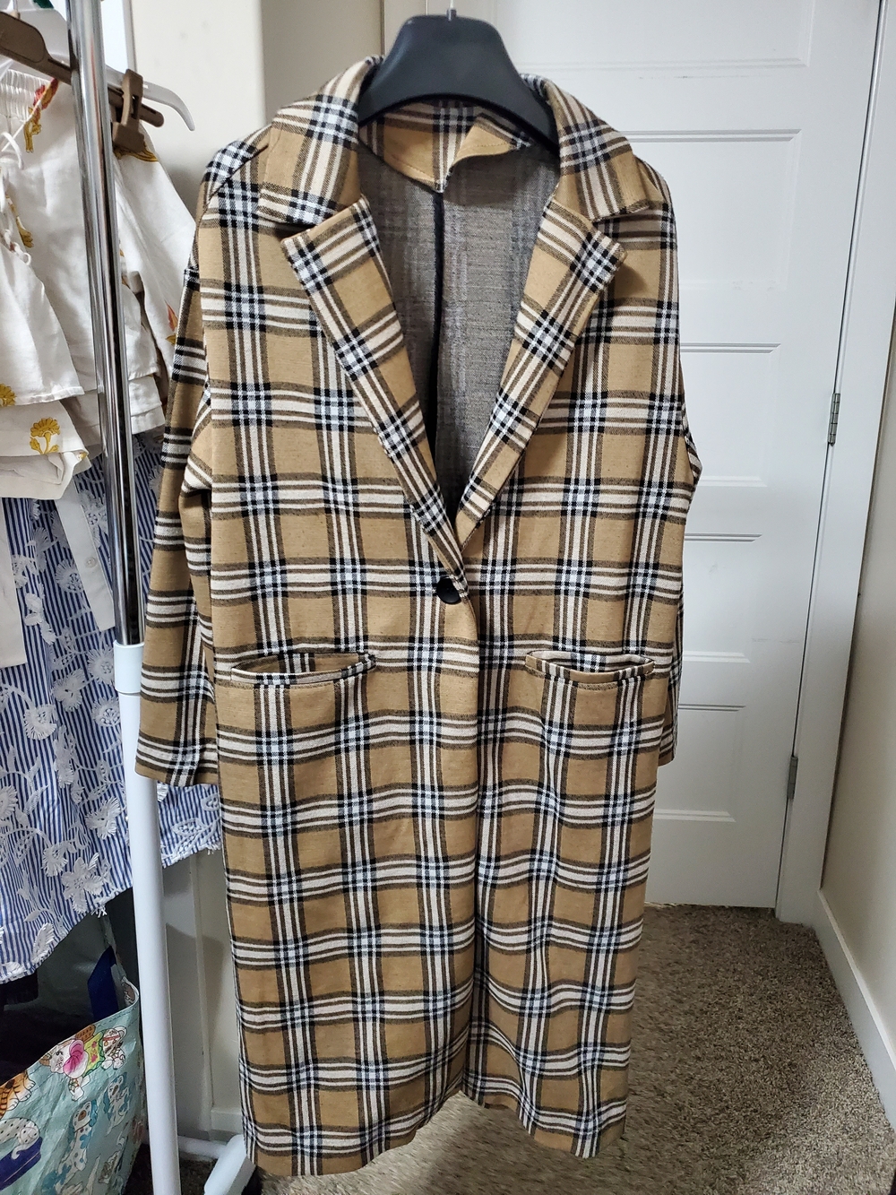 Camel Plaid Long Single-Button Coat PTP 20 In